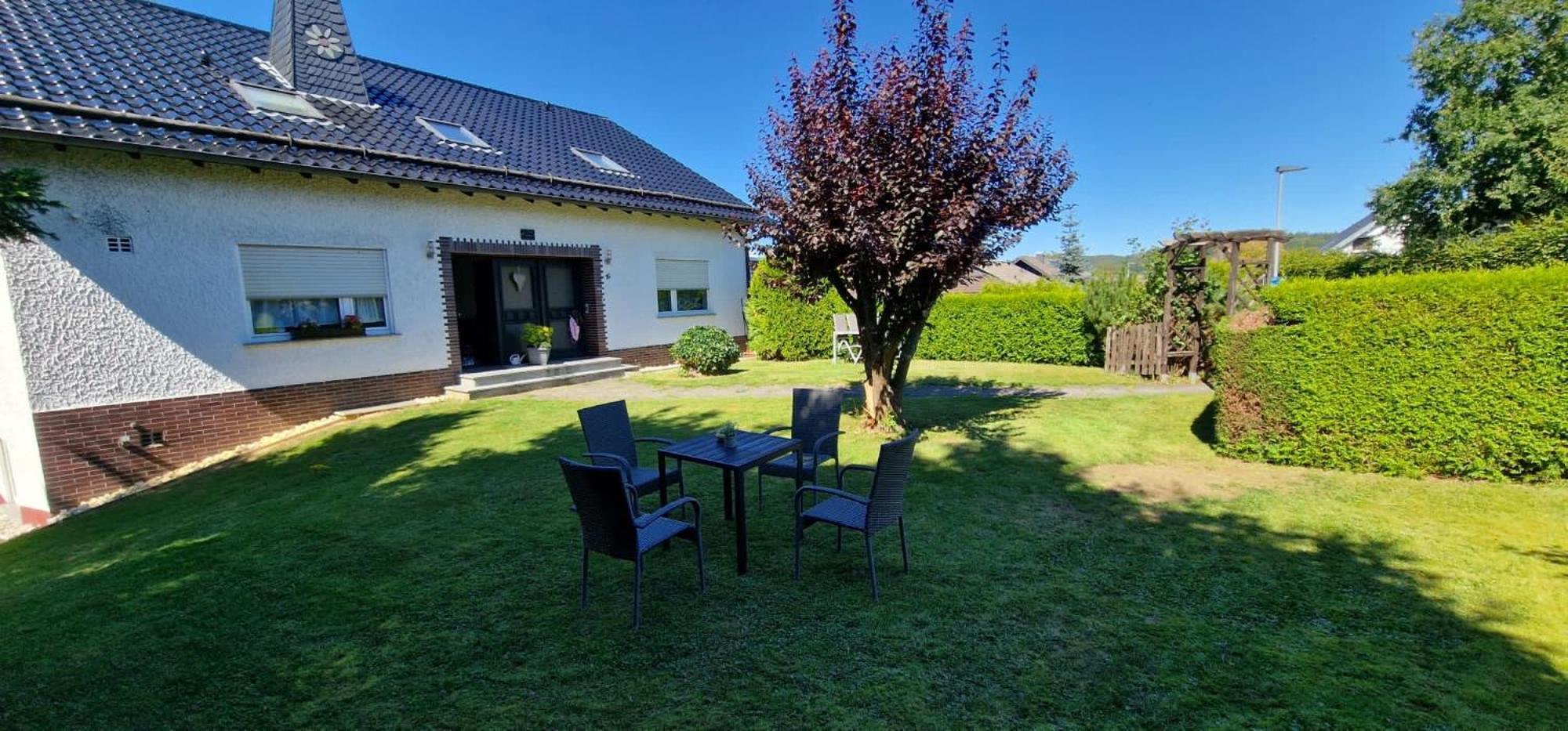 Fewo Hoheeifel, 1 Haus Mit 2 Apartments 5 Schlafzimmer In Kelberg Naehe Nuerburgring Esterno foto