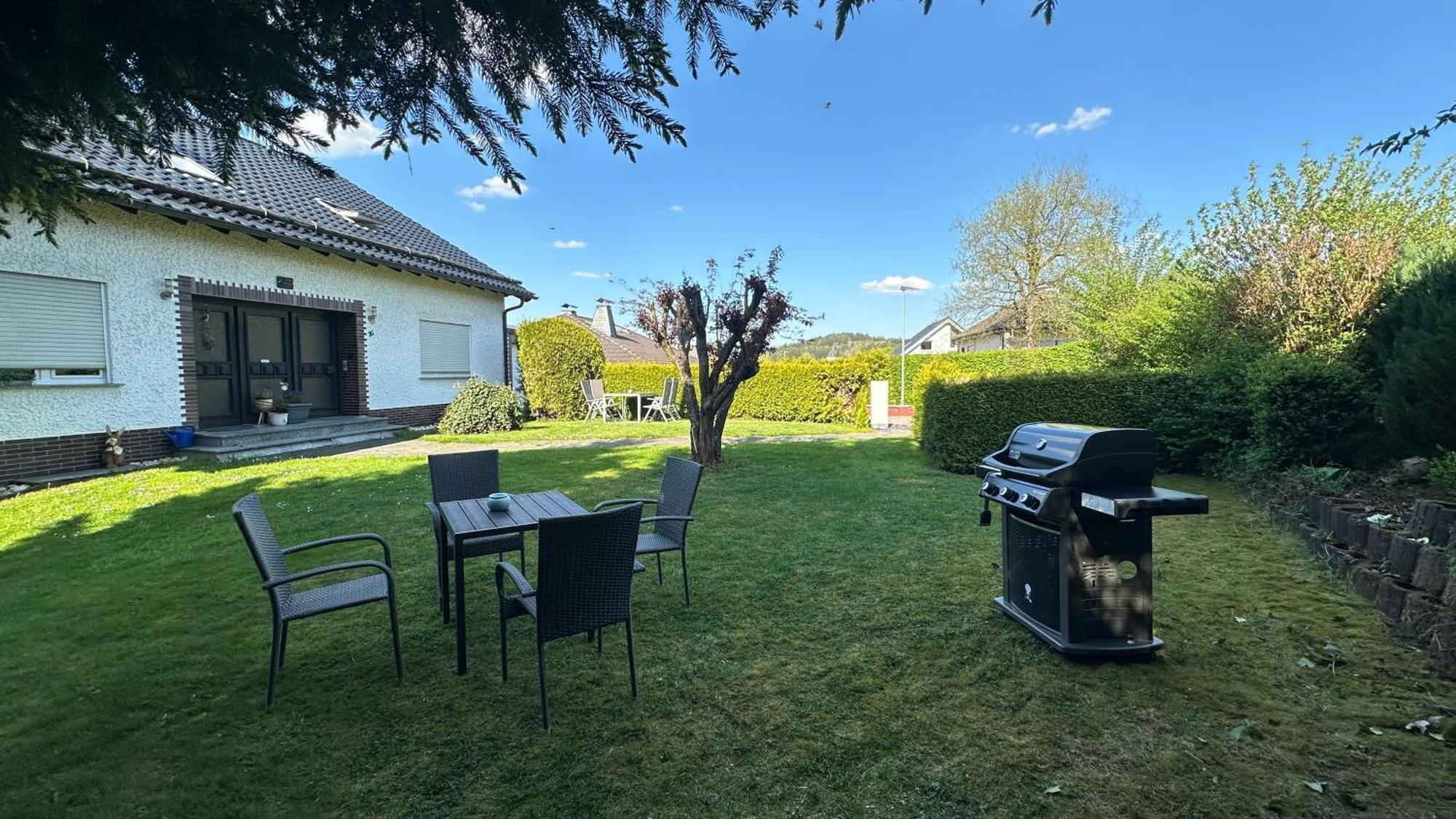 Fewo Hoheeifel, 1 Haus Mit 2 Apartments 5 Schlafzimmer In Kelberg Naehe Nuerburgring Esterno foto